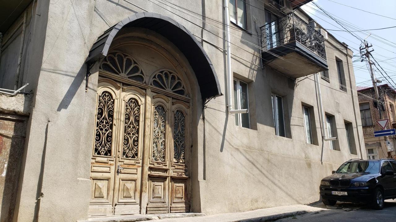 Family Guest House Tbilisi Exterior foto